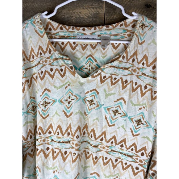 Alfred Dunner Women's Plus Sz 2X Beige Blue Aztec Design 3/4 Sleeve Top - Picture 4 of 14